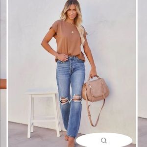 Vici 90s high rise distressed denim